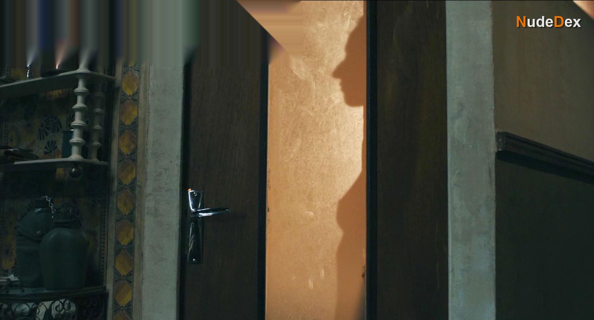 Ines Melab in Monsieur Spade, photo 13