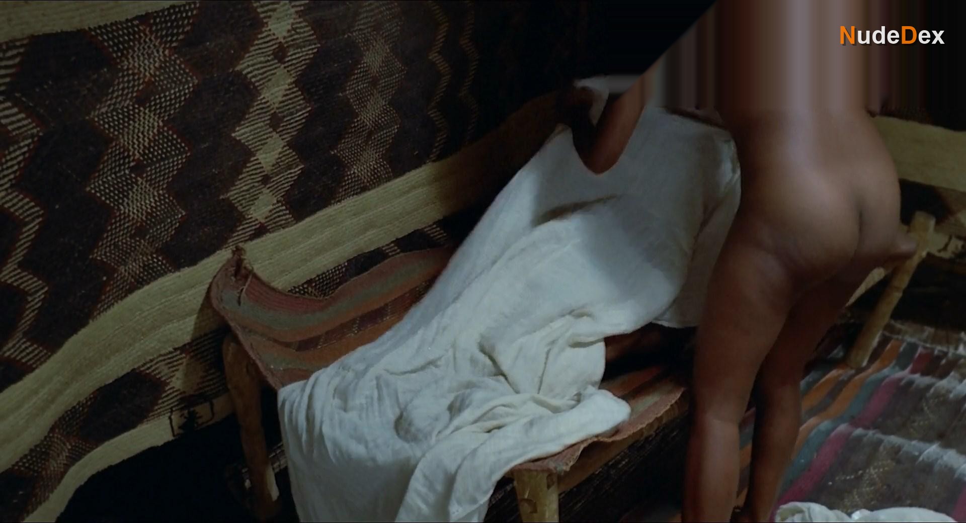 Ines Pellegrini in Arabian Nights, photo 5
