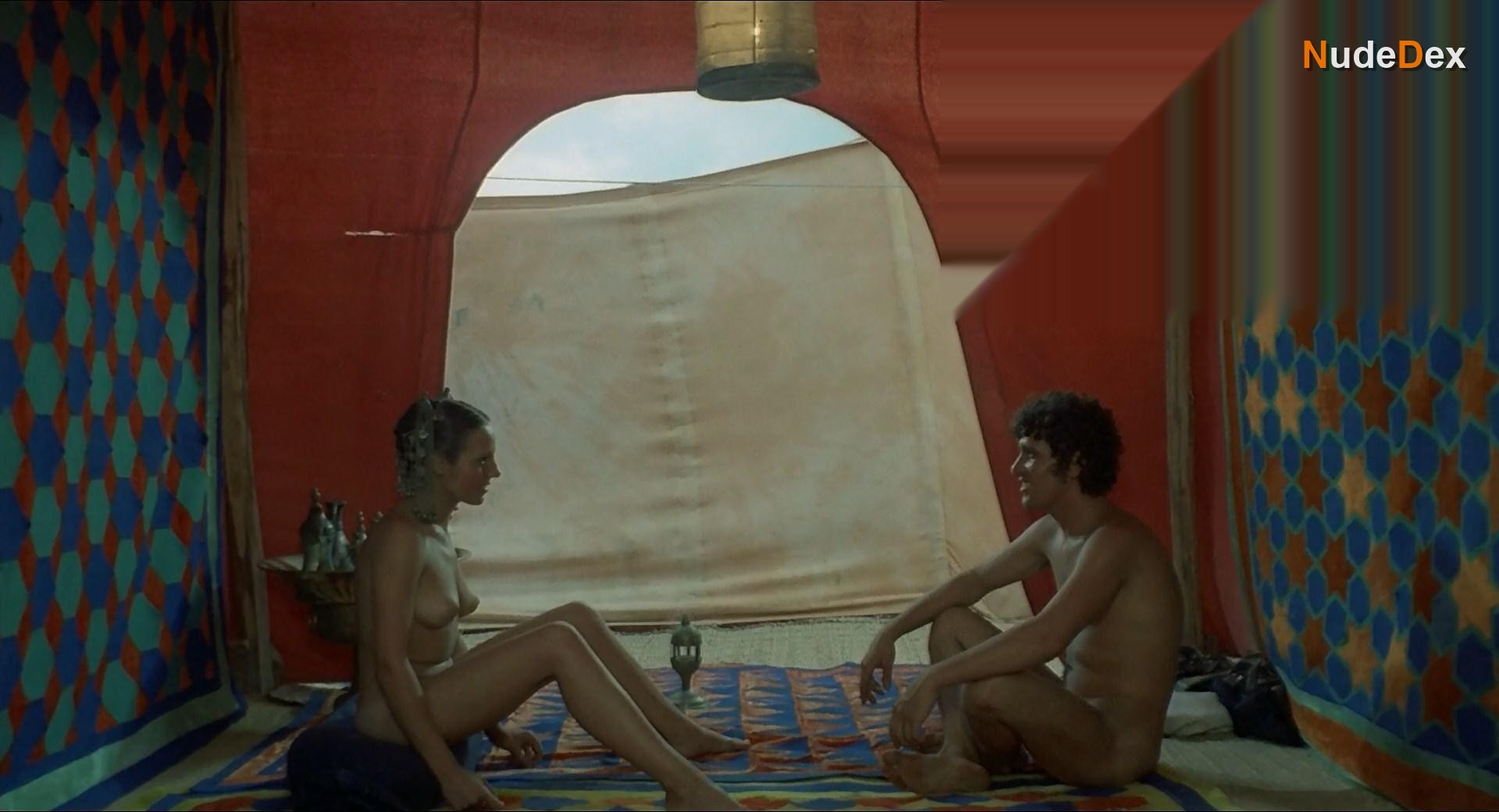 Ines Pellegrini in Arabian Nights, photo 14