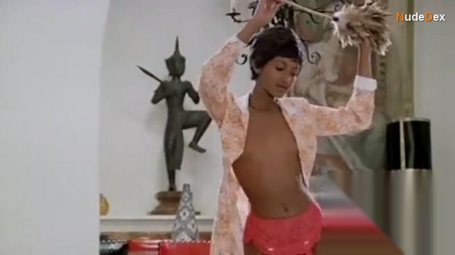 Ines Pellegrini in Una Bella Governante Di Colore, photo 4