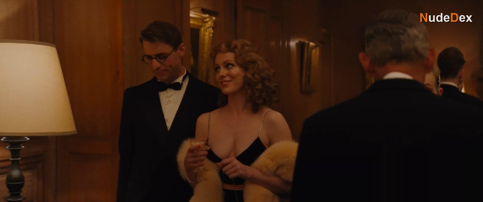 Ingrid Bolso Berdal in The Spy, photo 11