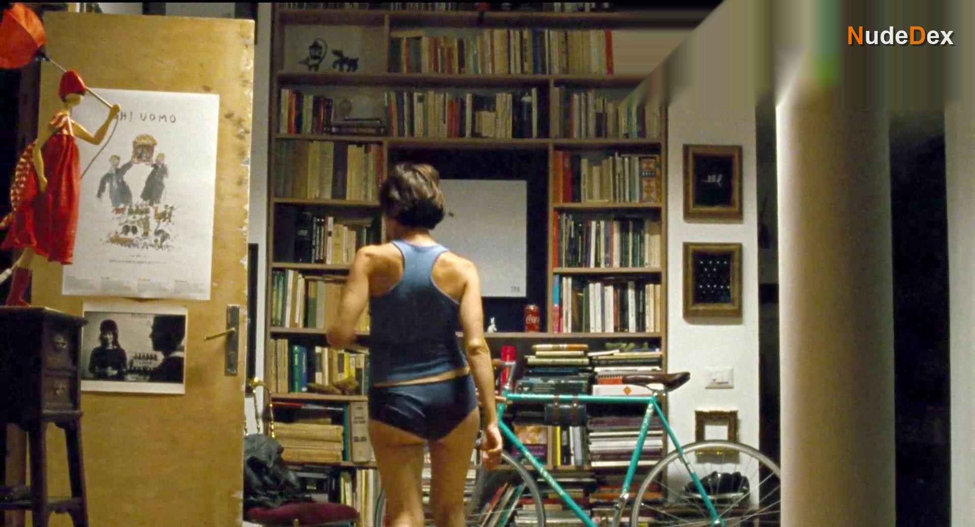Ioana Iacob in I Do Not Care If We Go Down In History As Barbarians, photo 18