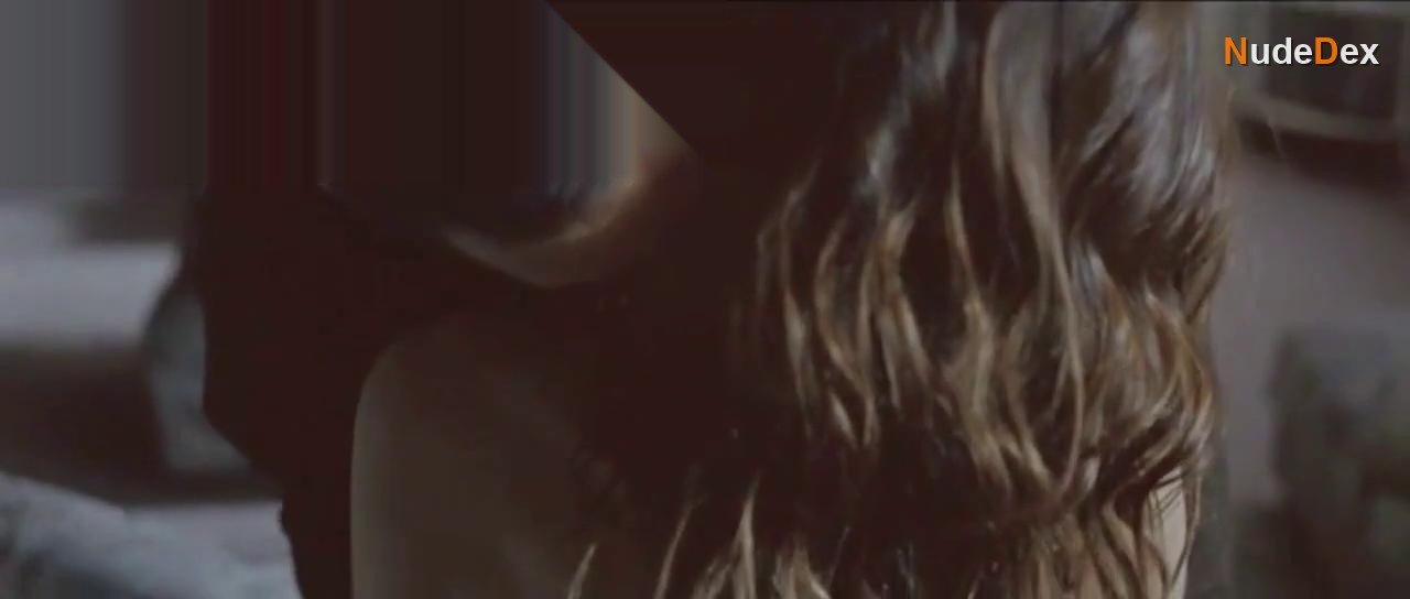Irene Azuela in Las Oscuras Primaveras, photo 18
