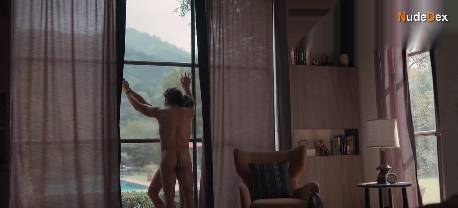 Irene Azuela in Thursday S Widows, photo 12