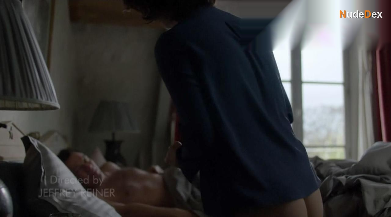 Irene Jacob in The Affair, photo 3