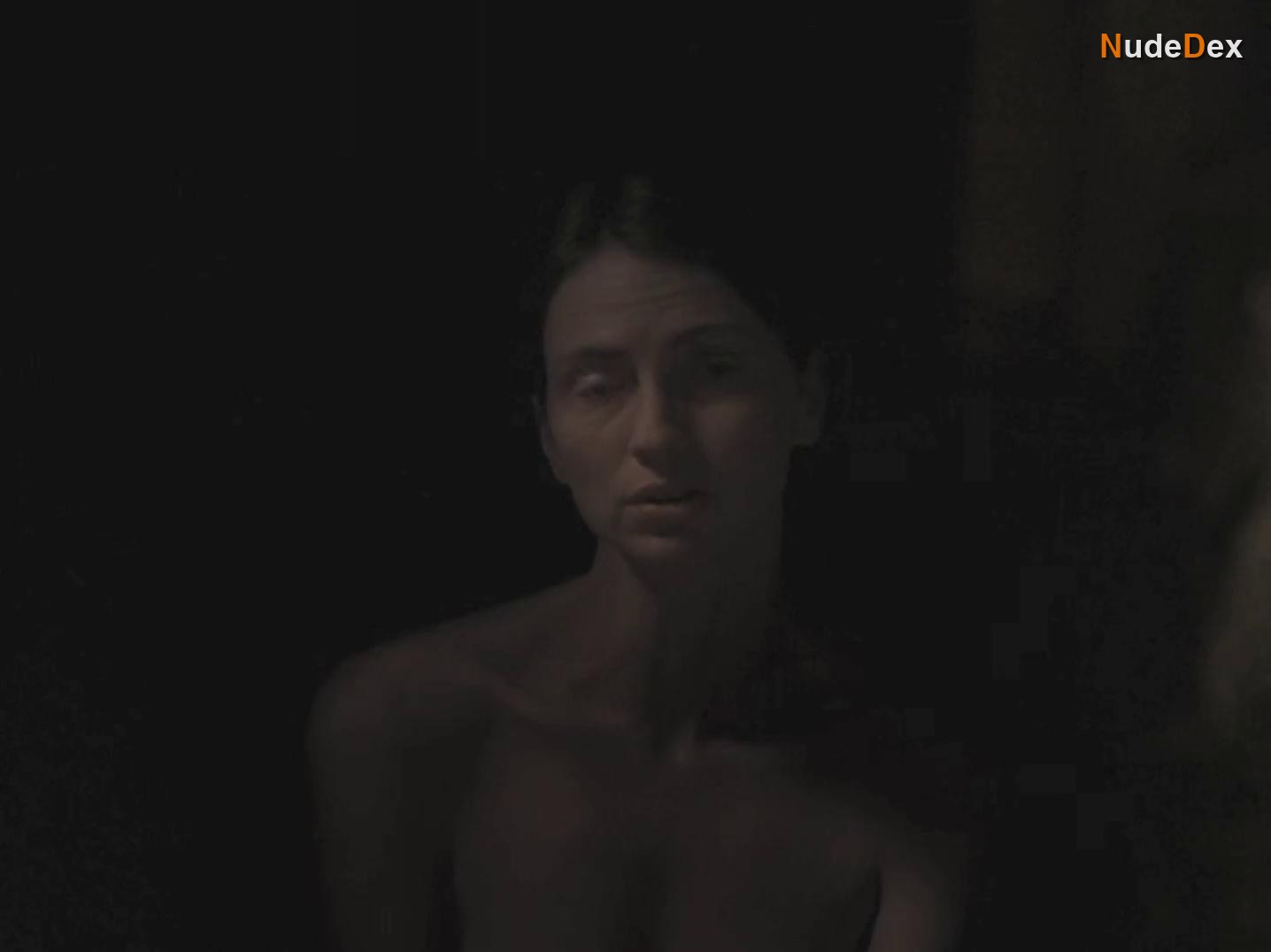 Iryna Lysogurska in Mariana S Room, photo 1