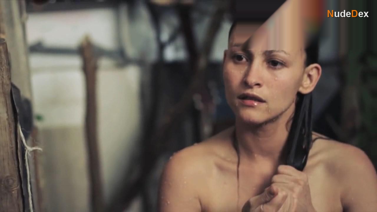 Isabel Jimenez in Contigo, photo 1