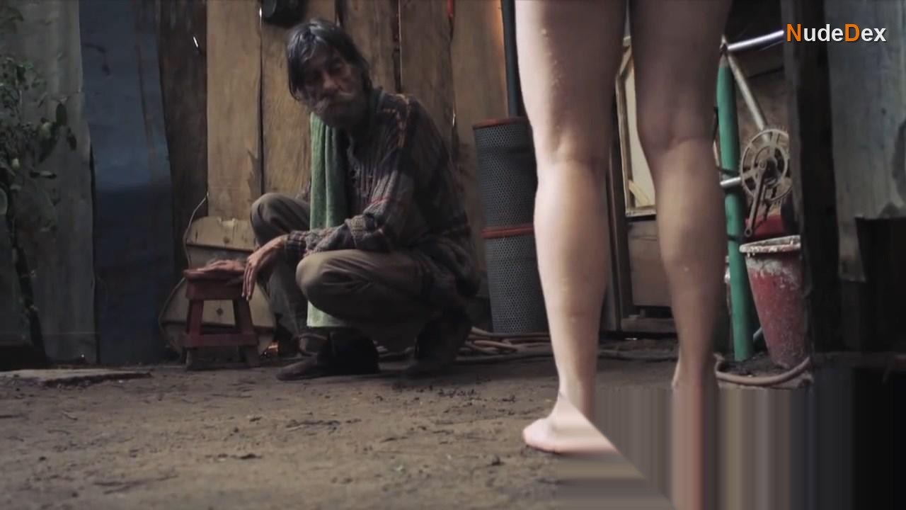 Isabel Jimenez in Contigo, photo 3