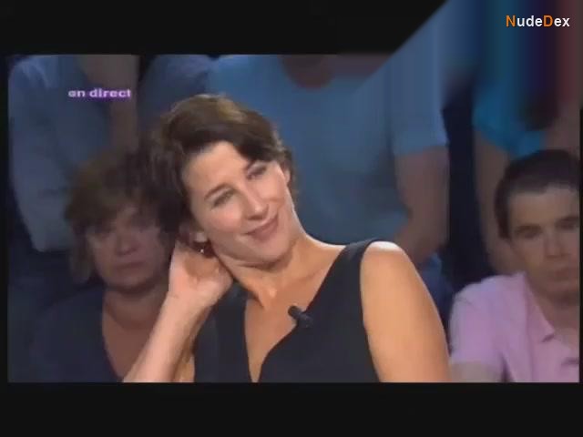 Isabelle Gelinas in On N'est Pas Couche, photo 8