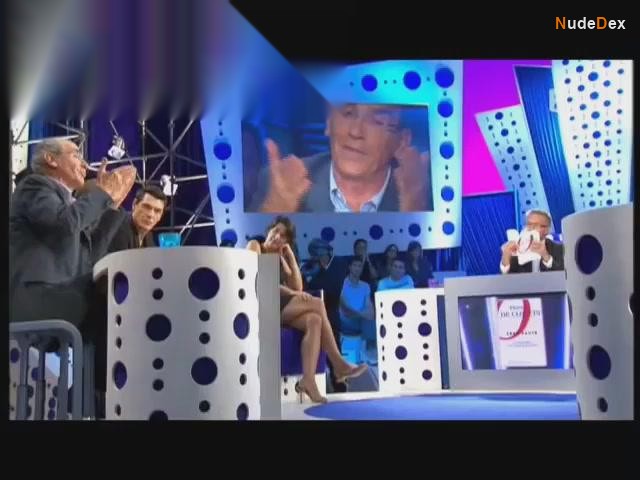 Isabelle Gelinas in On N'est Pas Couche, photo 21