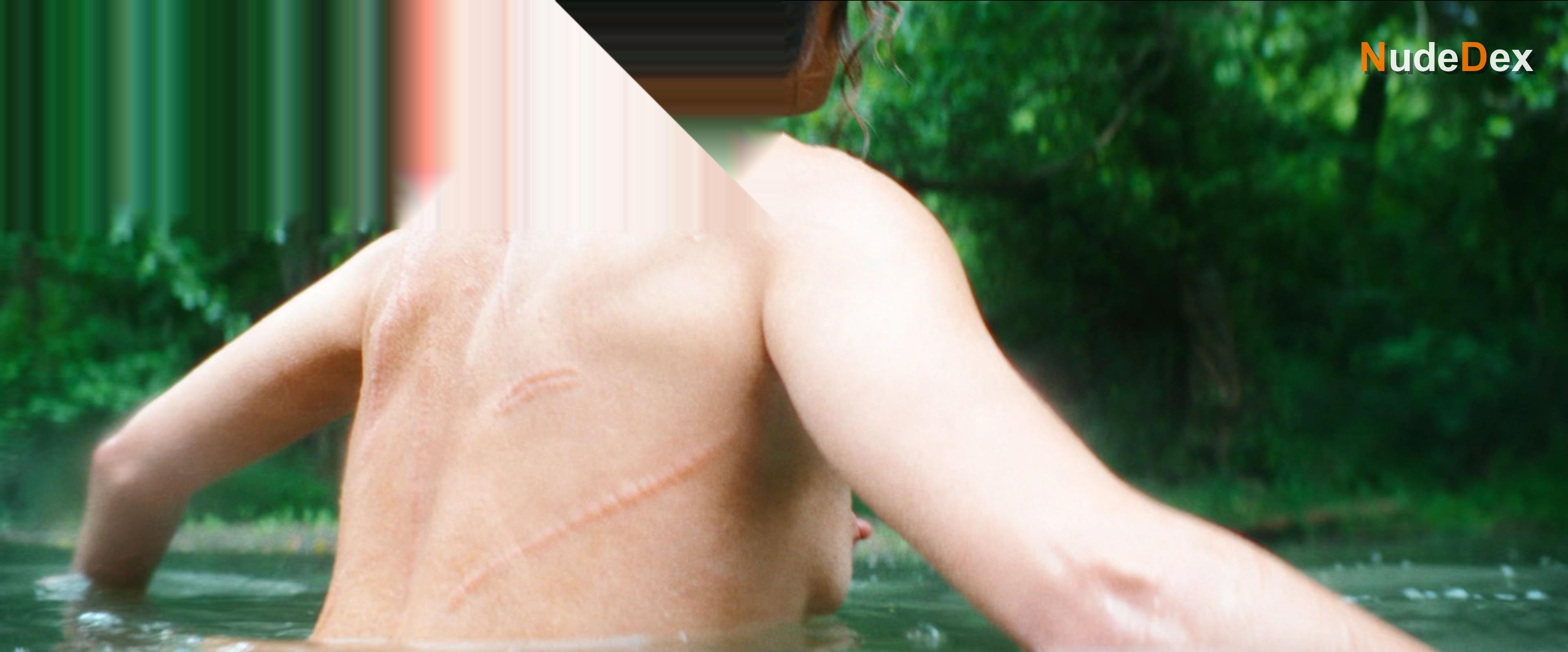 Ivana Lotito in Brigands: The Quest For Gold, photo 5