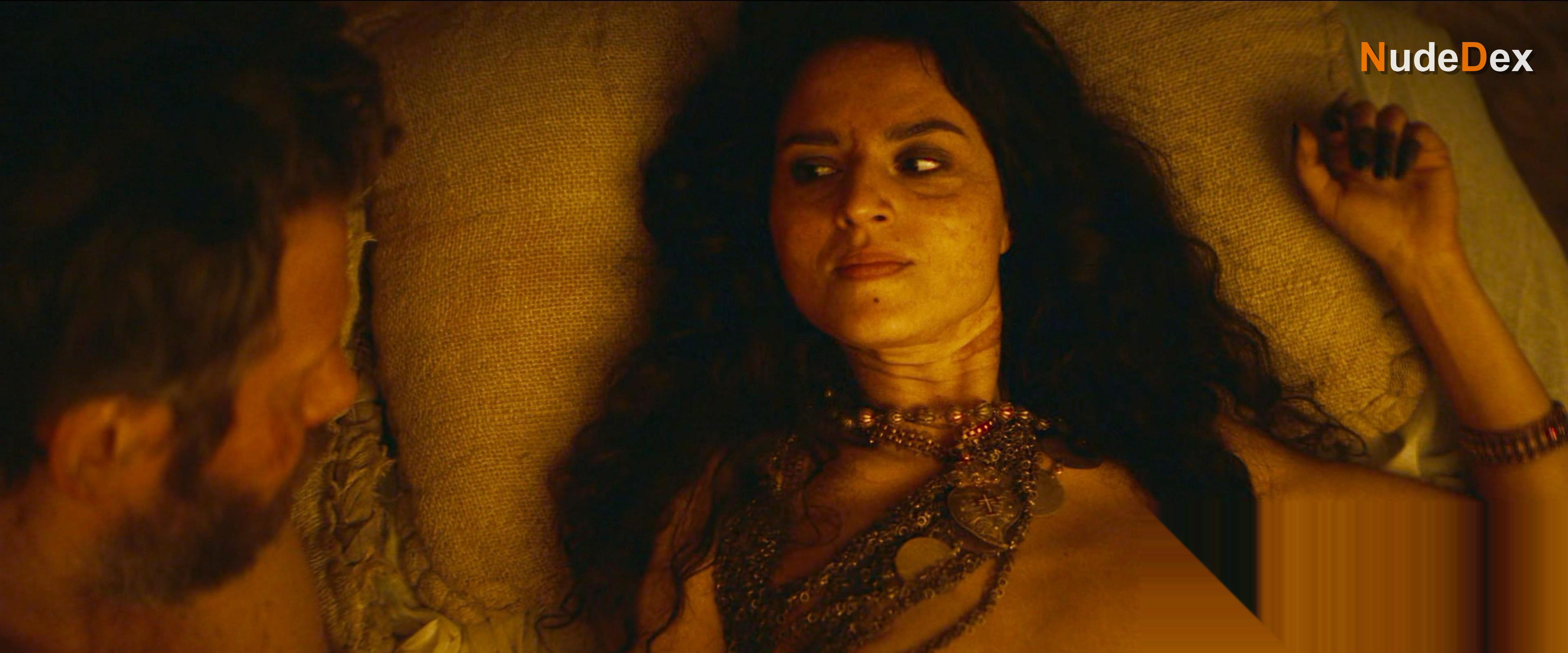 Ivana Lotito in Brigands: The Quest For Gold, photo 6