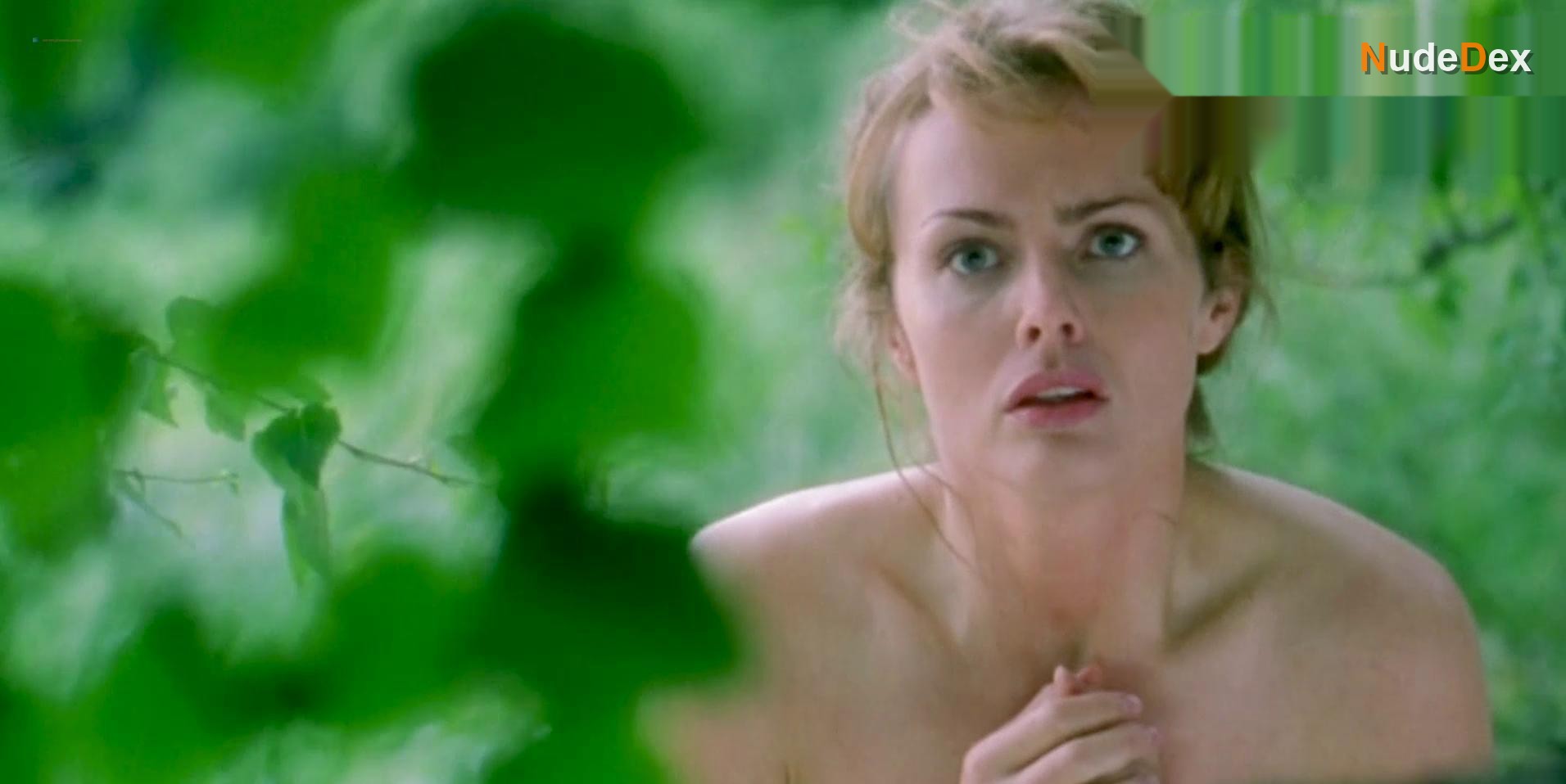 Izabella Scorupco in Ogniem I Mieczem, photo 5