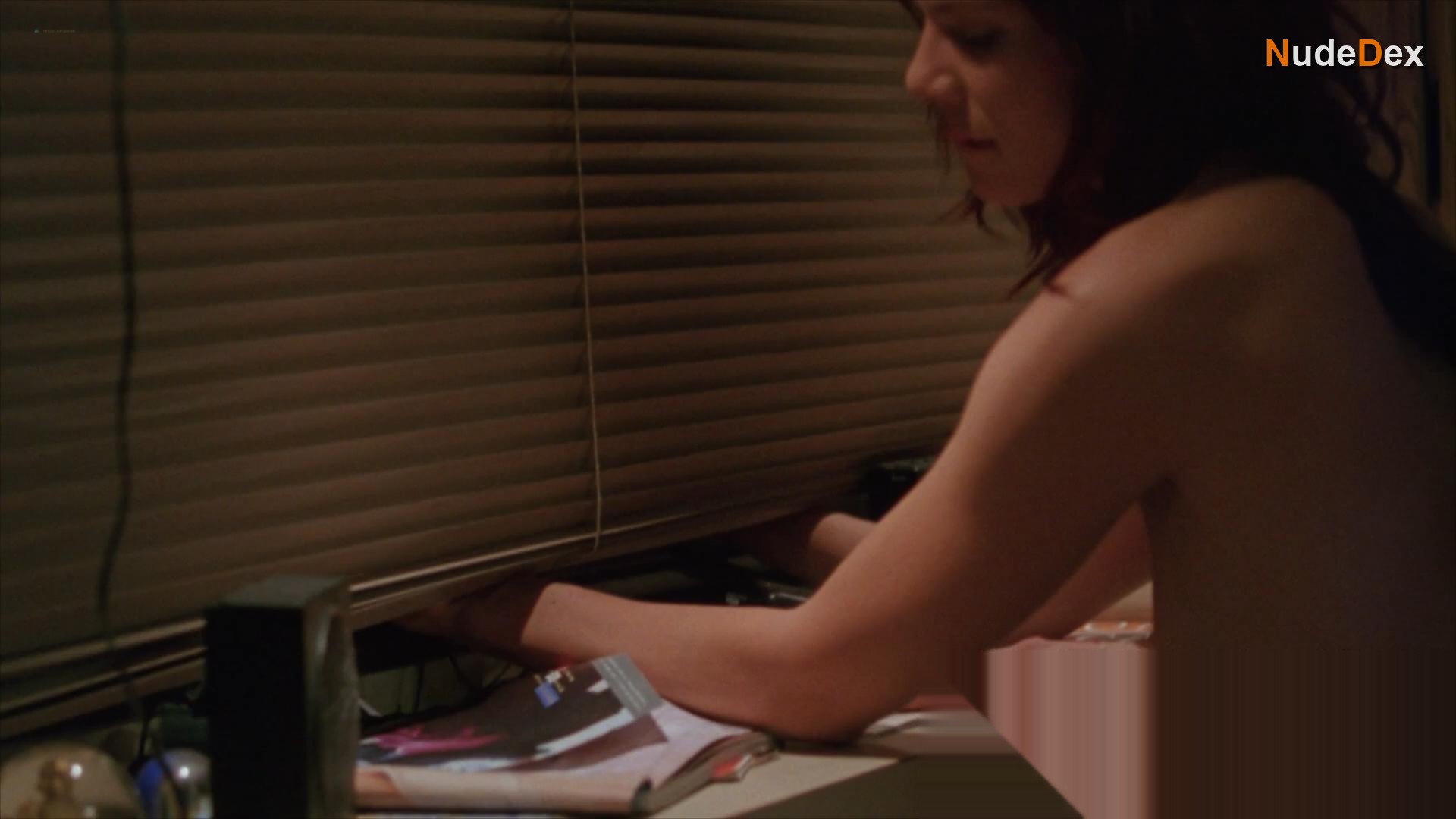 Jacinda Barrett in Campfire Tales, photo 1