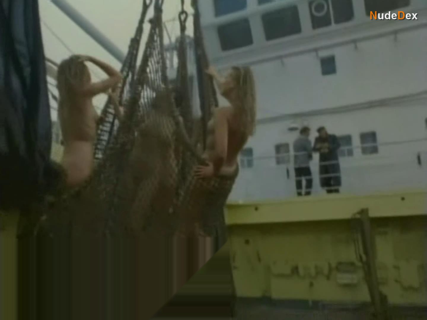Jacqueline Lovell in Black Sea 213, photo 2