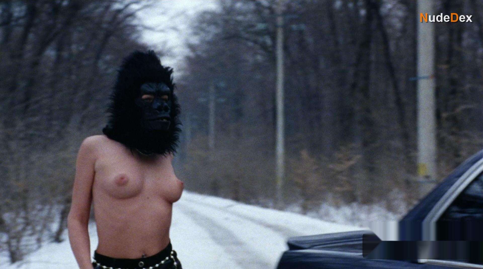 Jacqueline Lovell in Hideous, photo 17