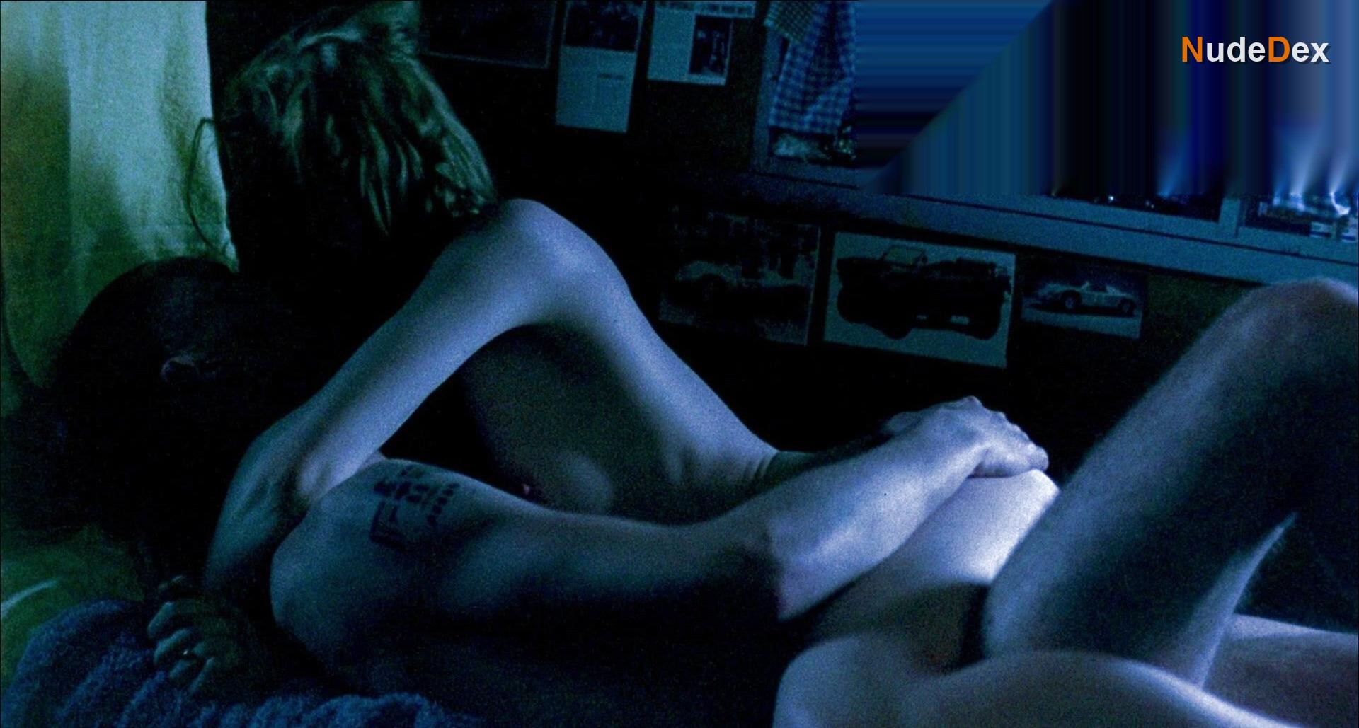 Jacqueline Mckenzie in Romper Stomper, photo 4