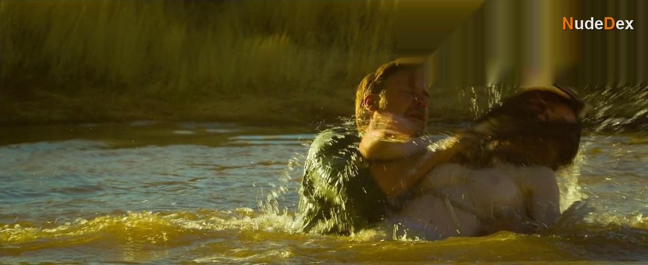 Jacqueline Mckenzie in The Water Diviner, photo 2