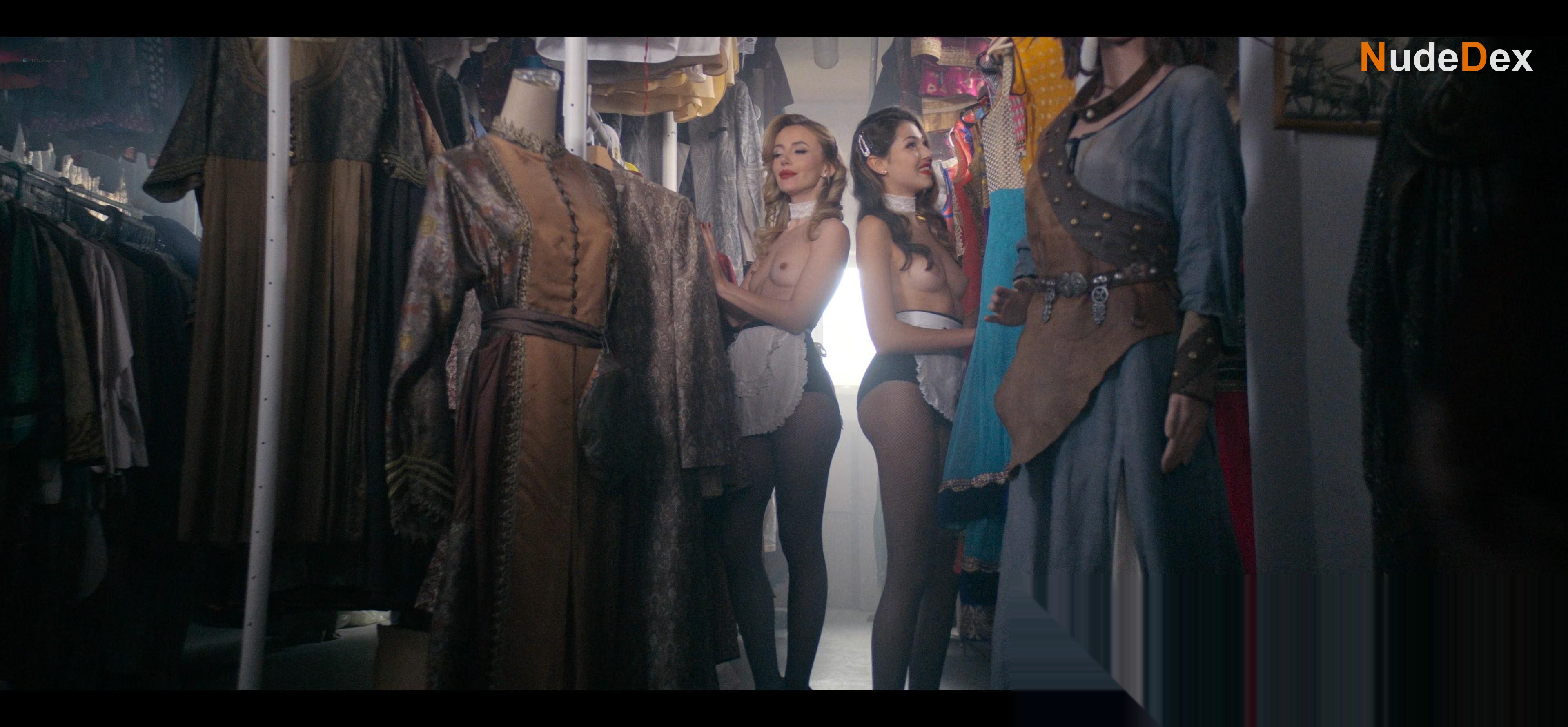 Jade Coatsworth in Utopia, photo 7