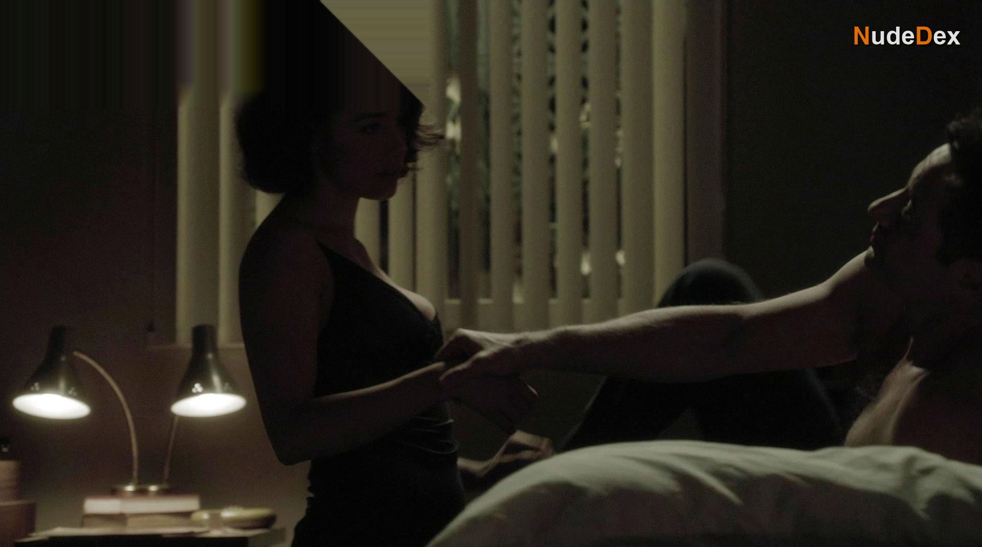 Julia Bernat in Aquarius