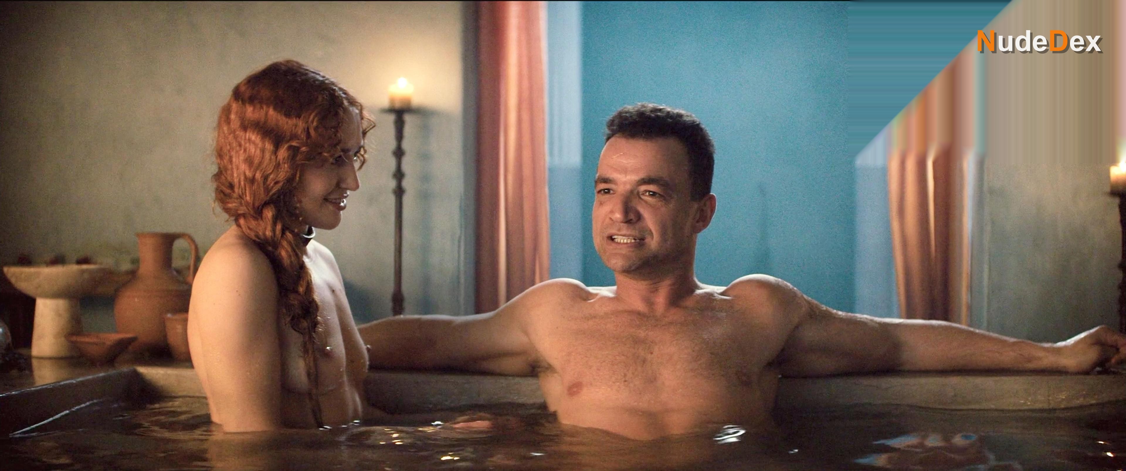 Jamaica Vaughan in Spartacus: House Of Ashur, photo 23