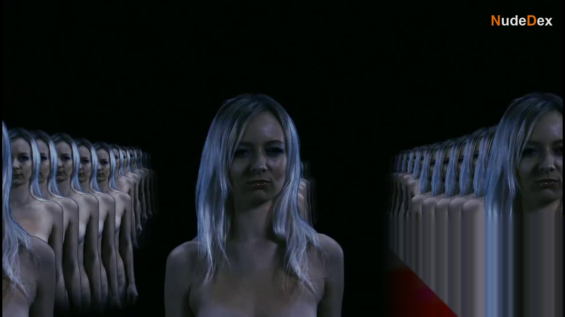 Jamie Butters in The Wrong Terminator, photo 6