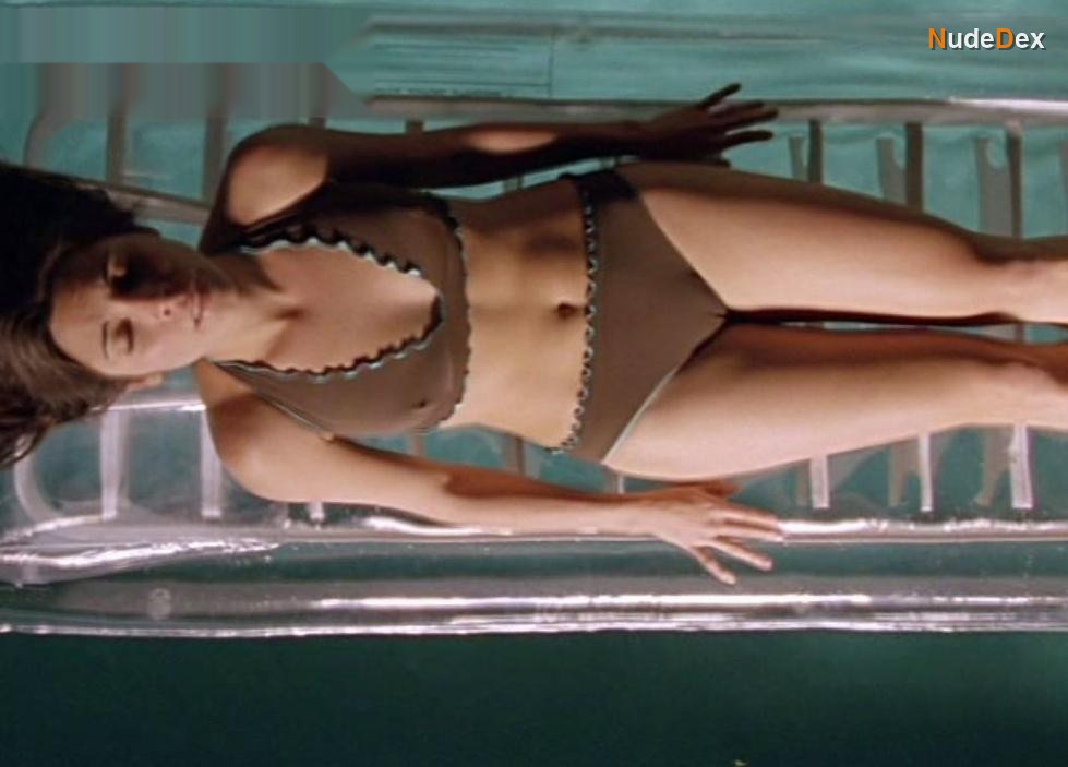 Jamie-lynn Sigler in Call Me: The Rise And Fall Of Heidi Fleiss: Unrated And Uncut, photo 7