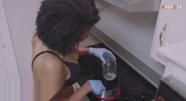 Jamiya Bailey in Black Diamond, photo 2