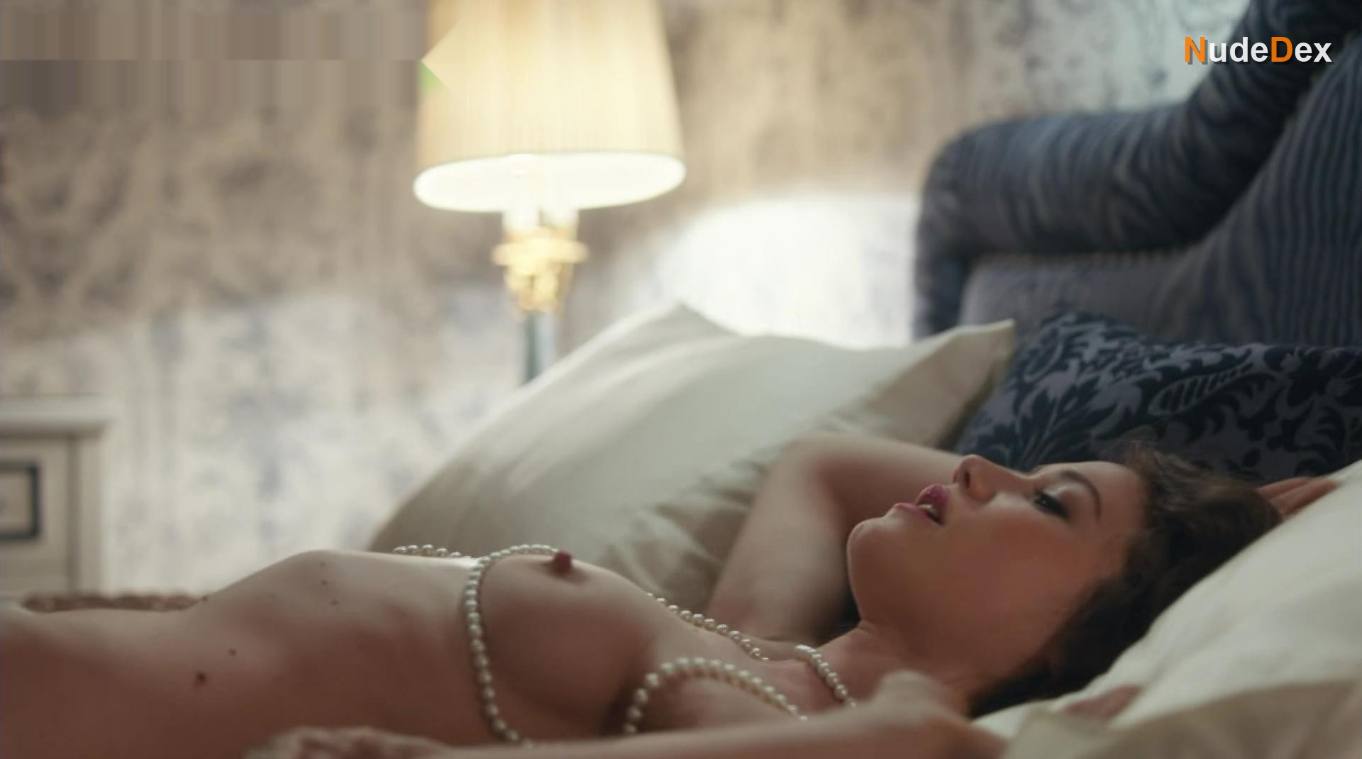 Jana Stojanovska in Black Sun, photo 3