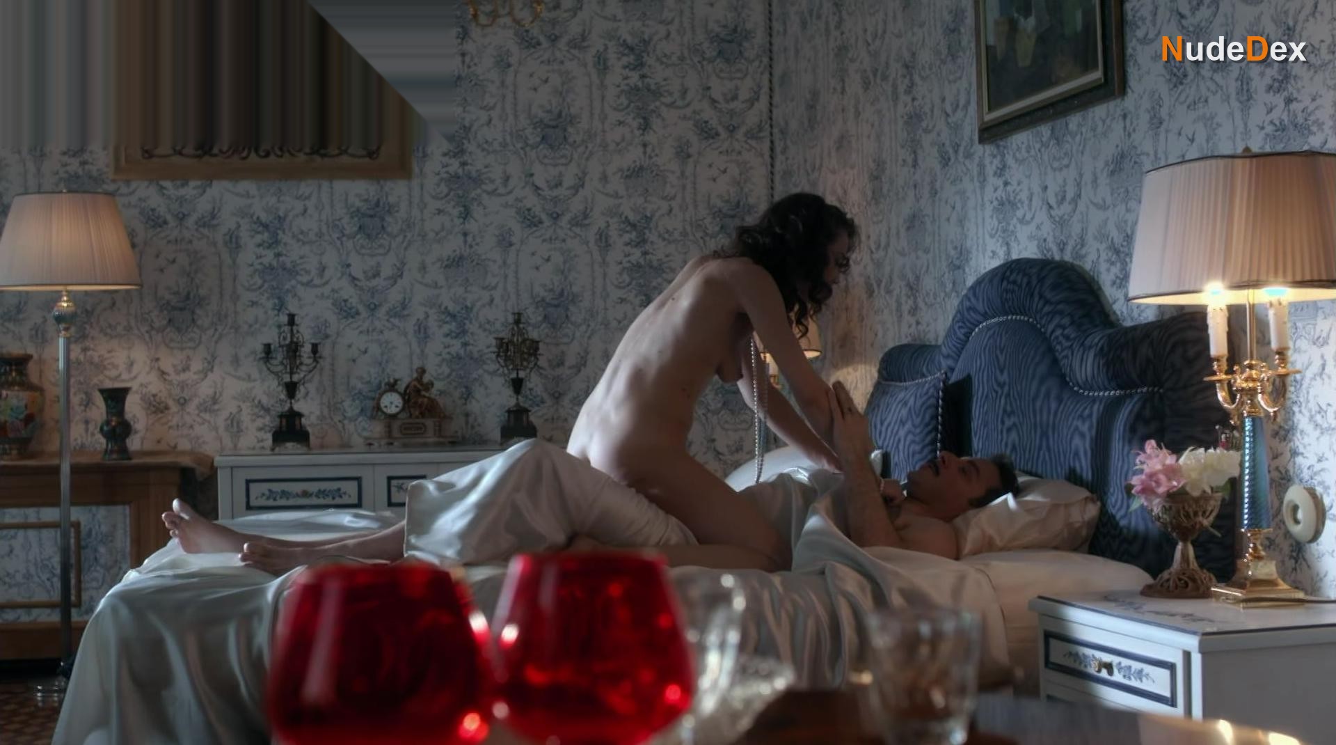 Jana Stojanovska in Black Sun, photo 4