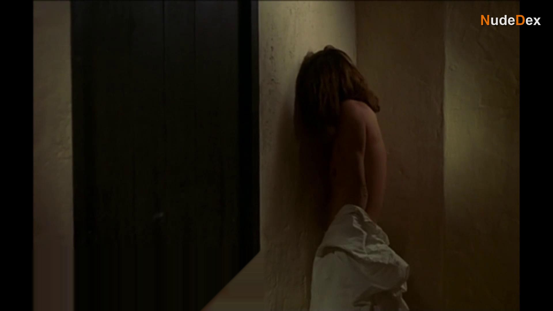 Jane Birkin in Dust, photo 2