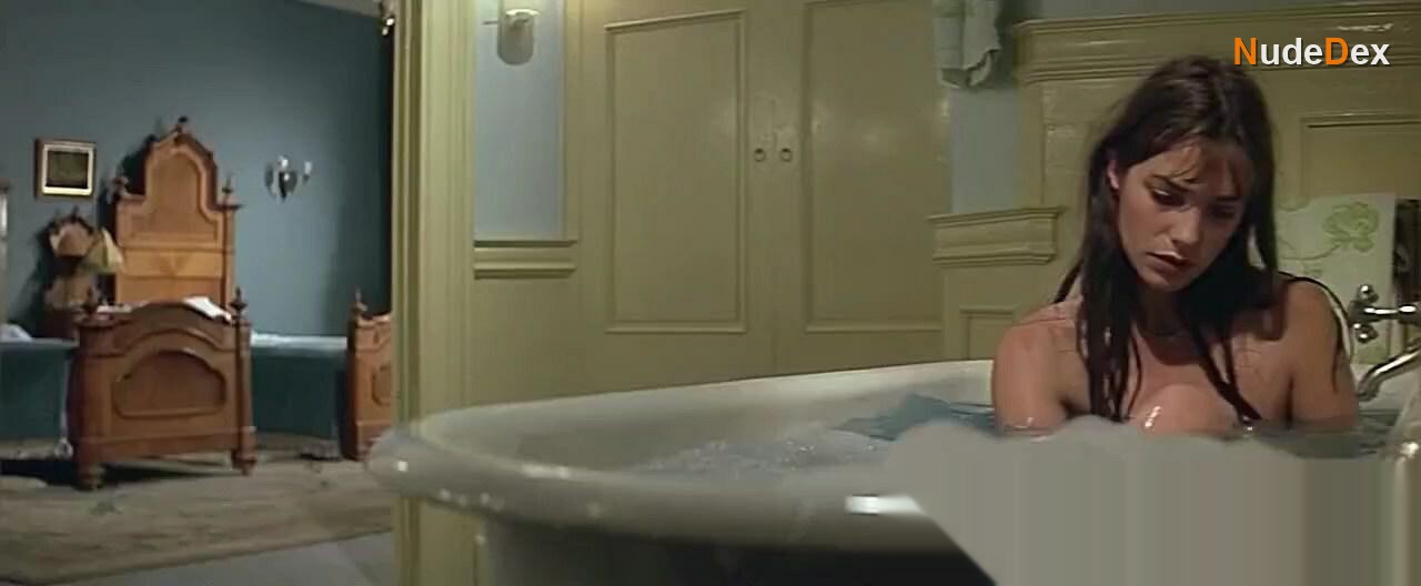 Jane Birkin in La Course A L Echalote, photo 3