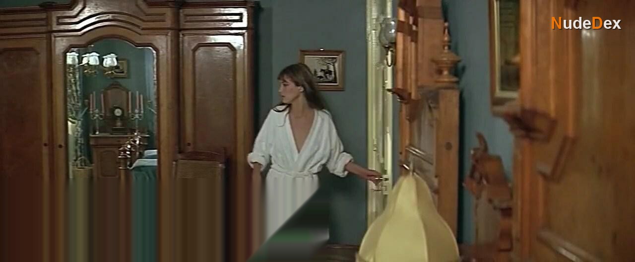 Jane Birkin in La Course A L Echalote, photo 10