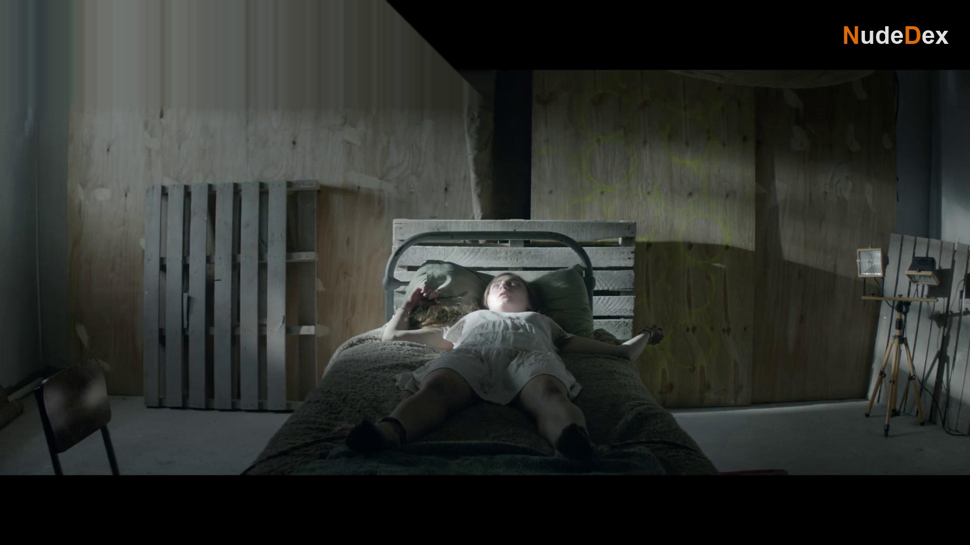 Jane De Wet in Parable, photo 2