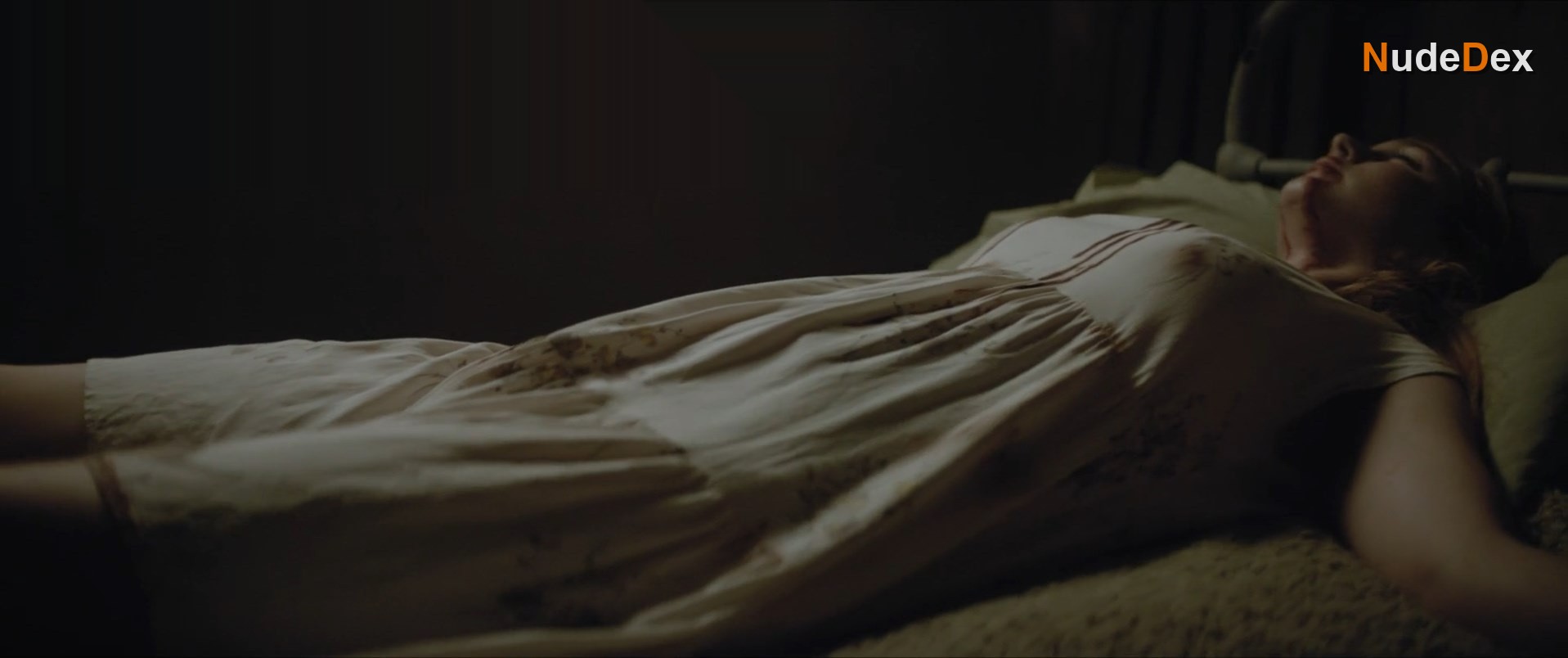 Jane De Wet in Parable, photo 7