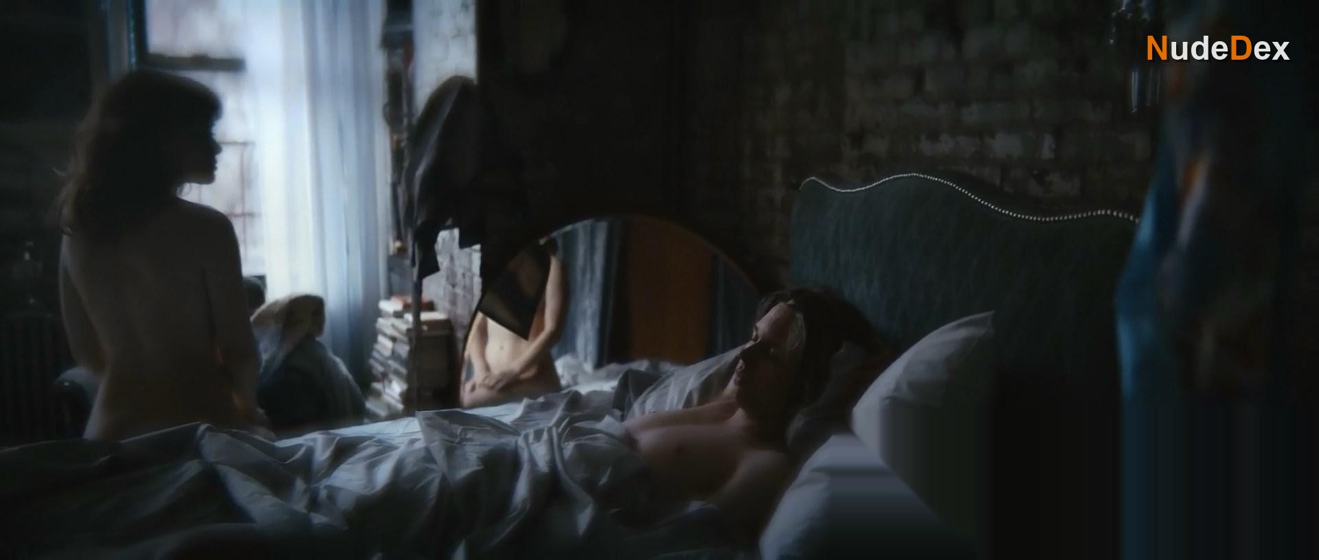 Jane Levy in Pretenders, photo 1