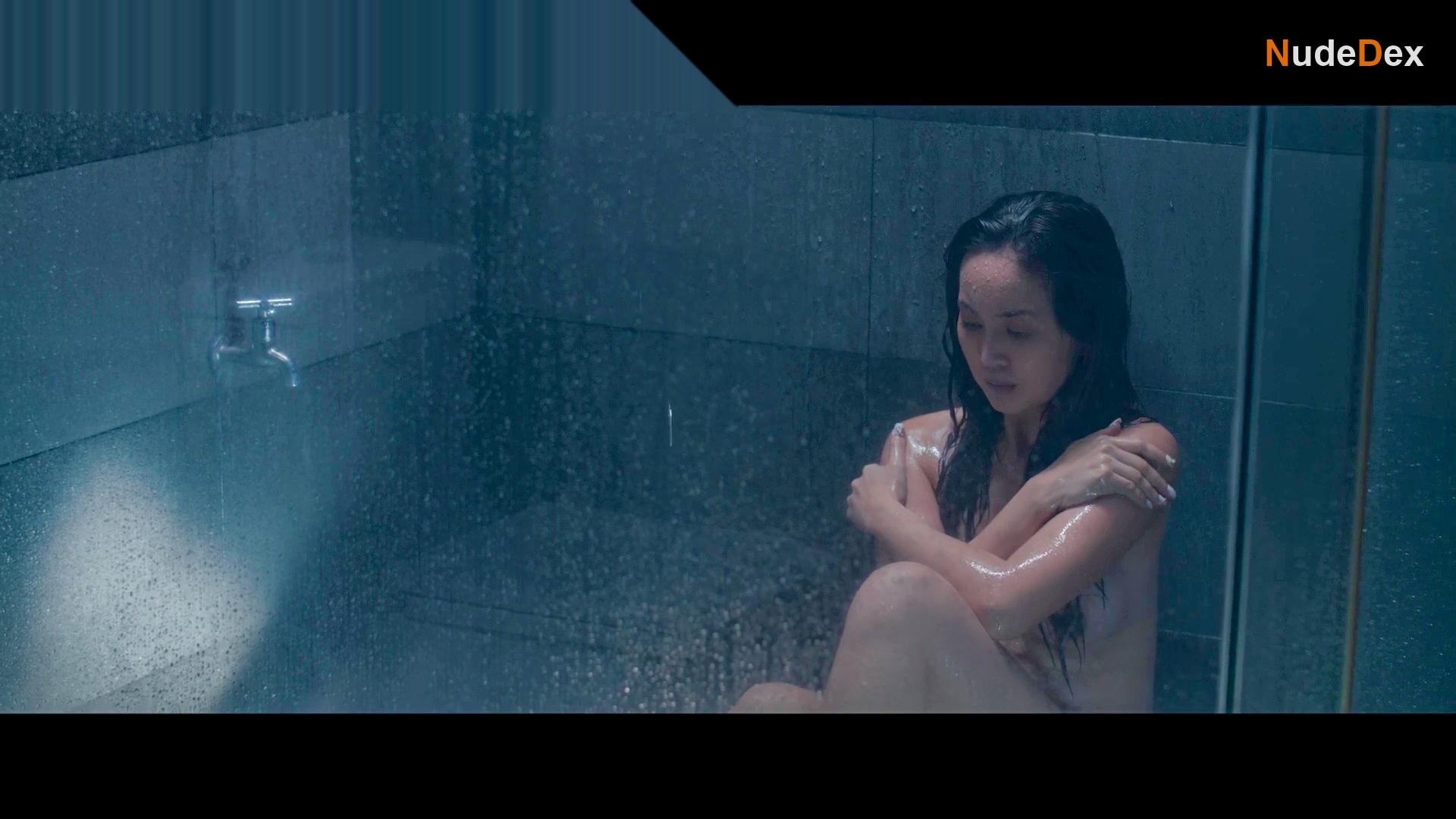 Janelle Tee in The Escort Wife, photo 19