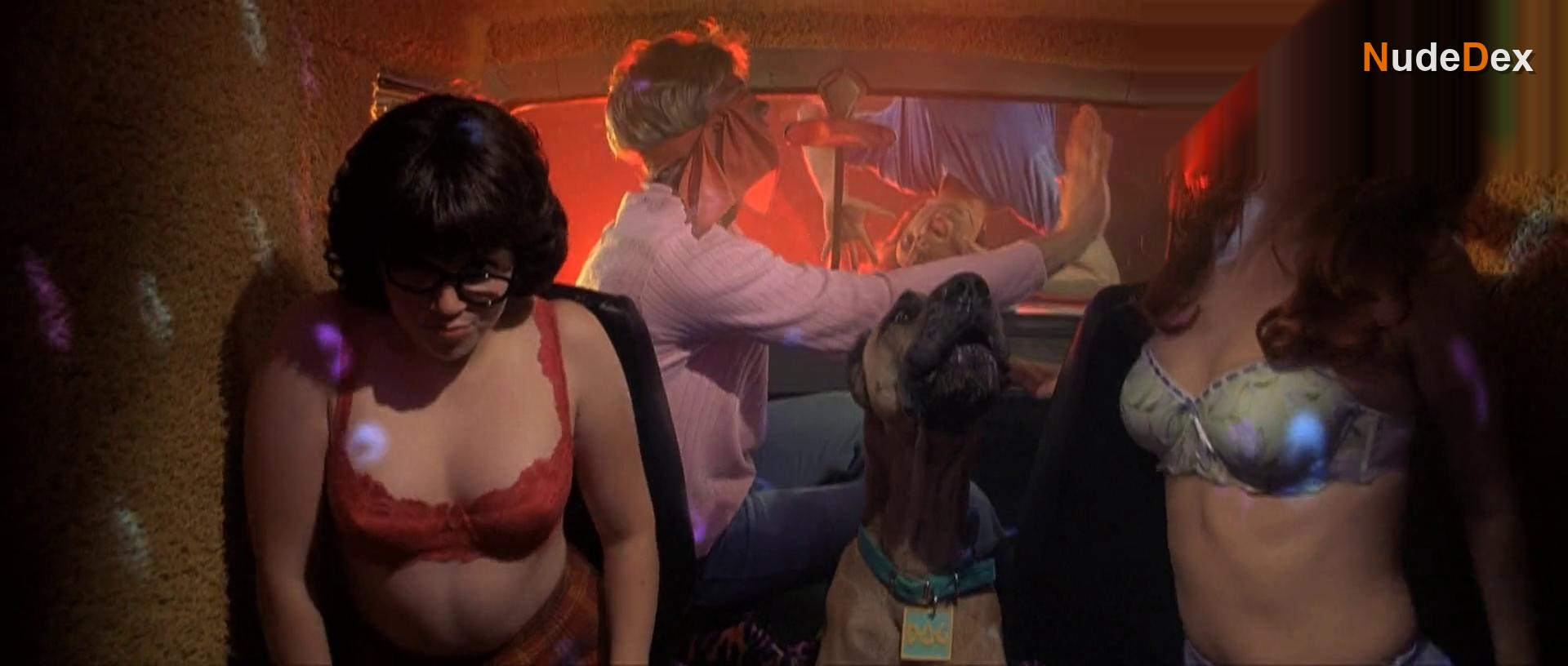 Jane Silvia in Jay And Silent Bob Strike Back, photo 9