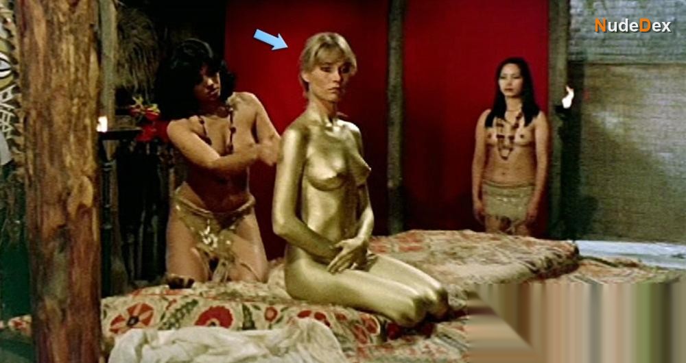 Janet Agren in Eaten Alive, photo 4