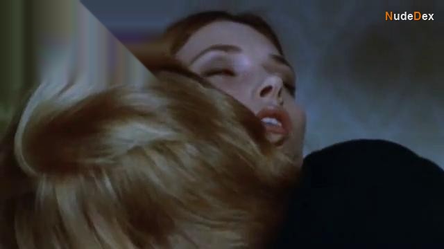 Janet Agren in Il Saprofita, photo 7