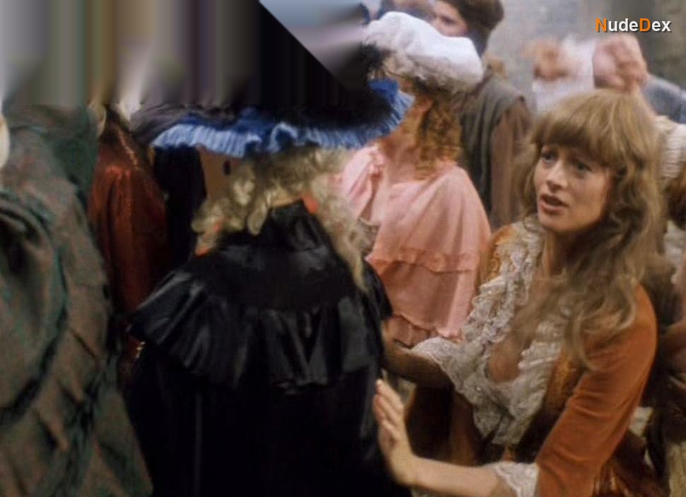 Janet Gunn in Marquis De Sade, photo 1