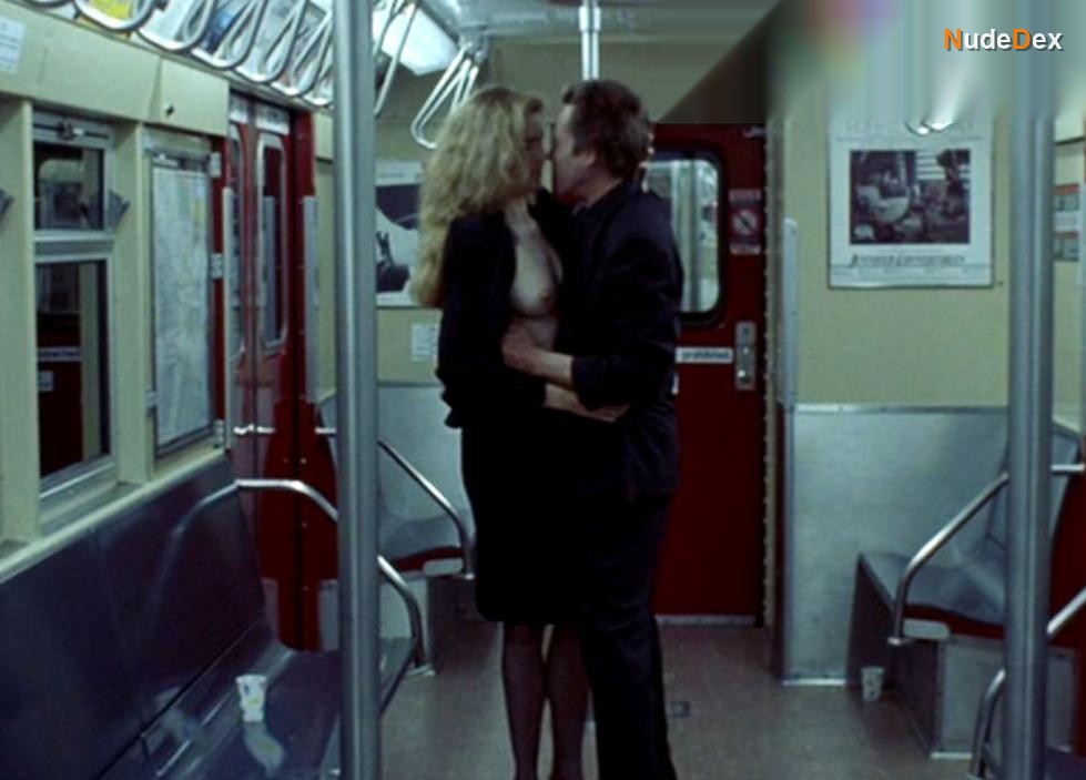 Janet Julian in King Of New York, photo 3