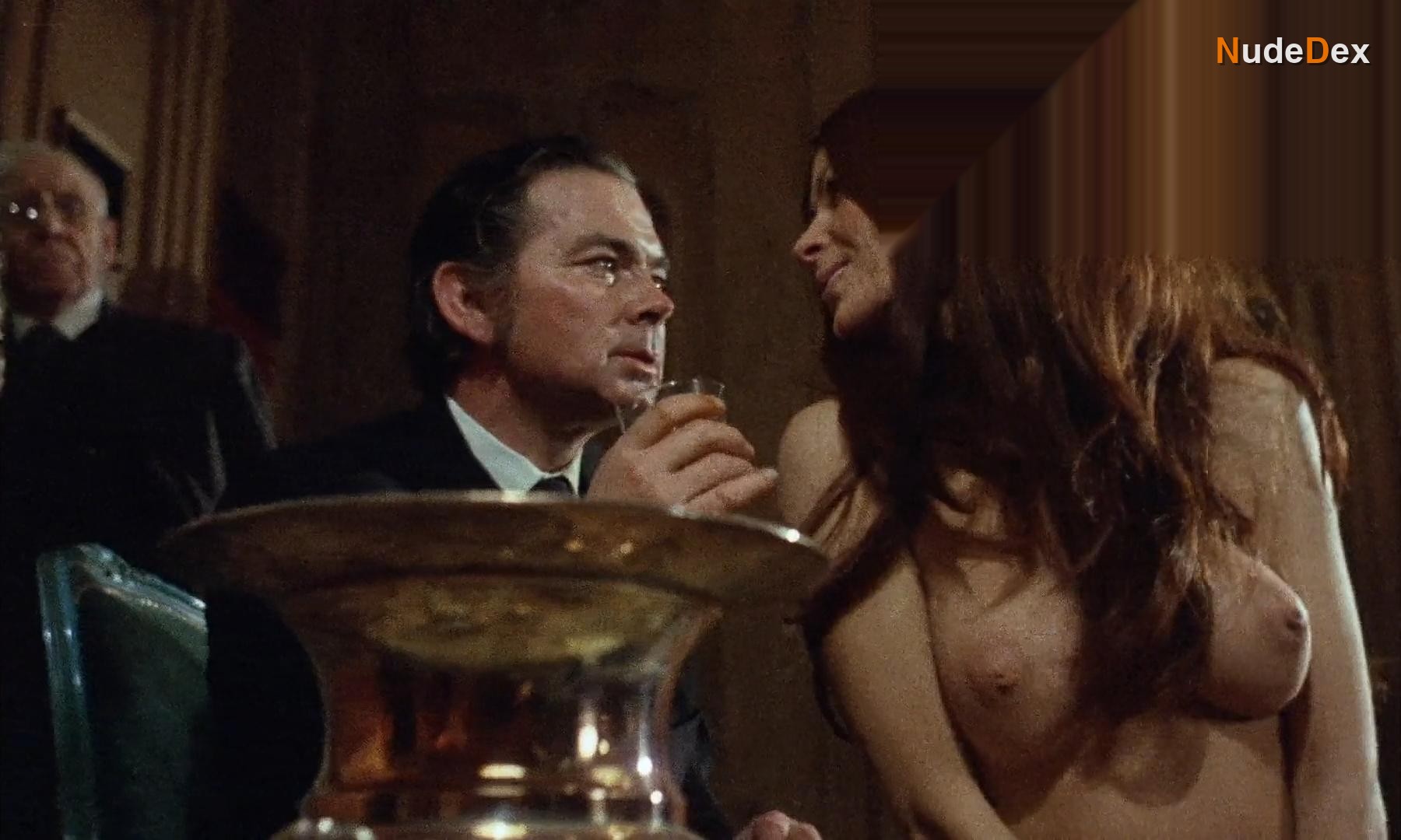 Janet Lynn in Cool It Carol, photo 12