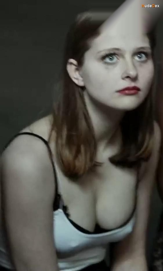 Jane Widdop in Angie: Lost Girls, photo 6