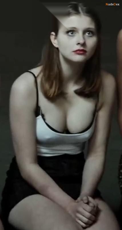 Jane Widdop in Angie: Lost Girls, photo 15