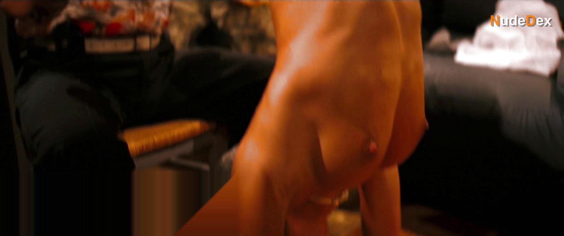 Janine-may Tinsley in Cashback, photo 7