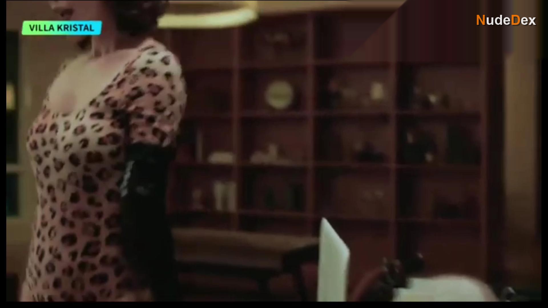 Jasmine Suraya in Villa Kristal, photo 23
