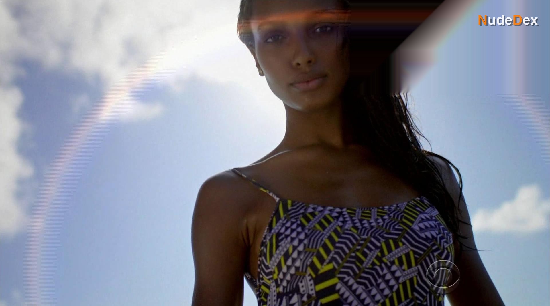 Jasmine Tookes in The Victoria S Secret Swim Special, photo 5