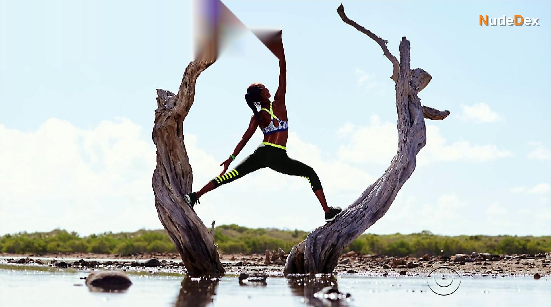Jasmine Tookes in The Victoria S Secret Swim Special, photo 9