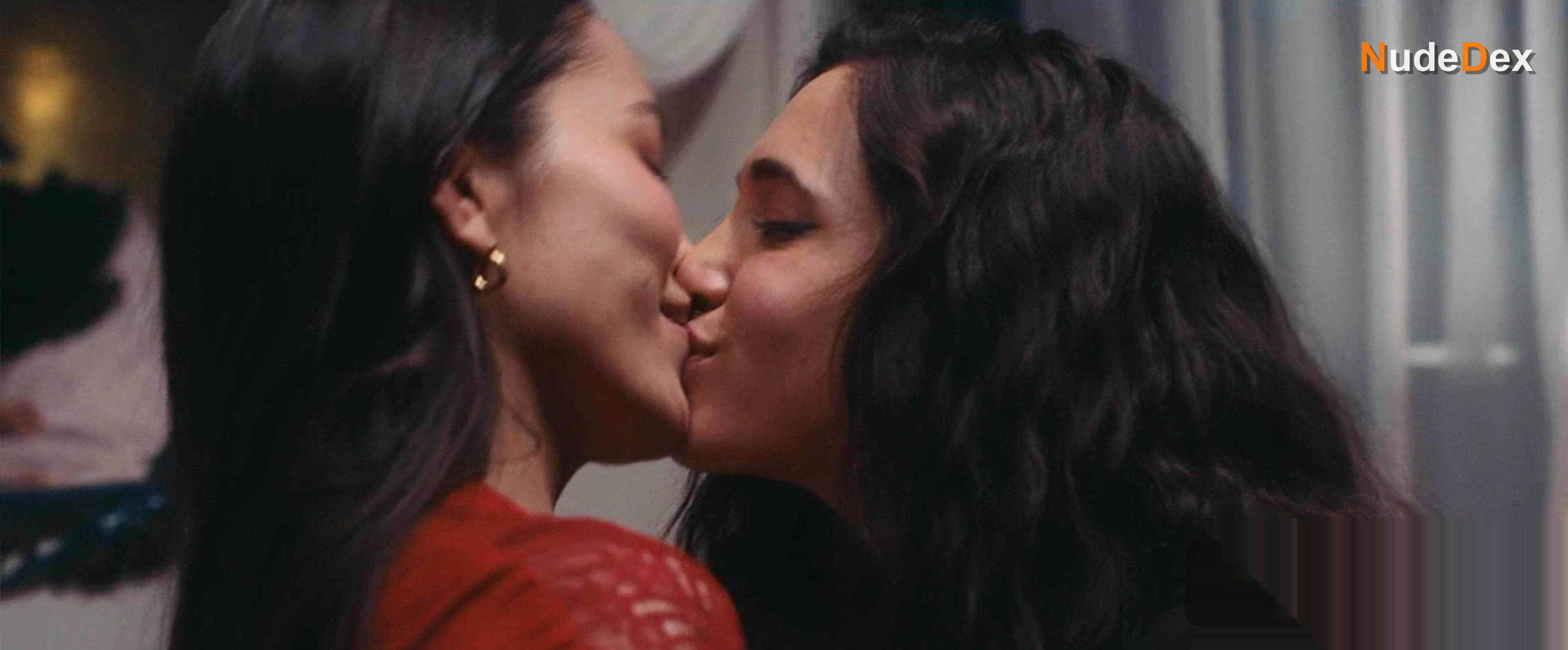 Jasmine Vega in Fatal Exposure, photo 4